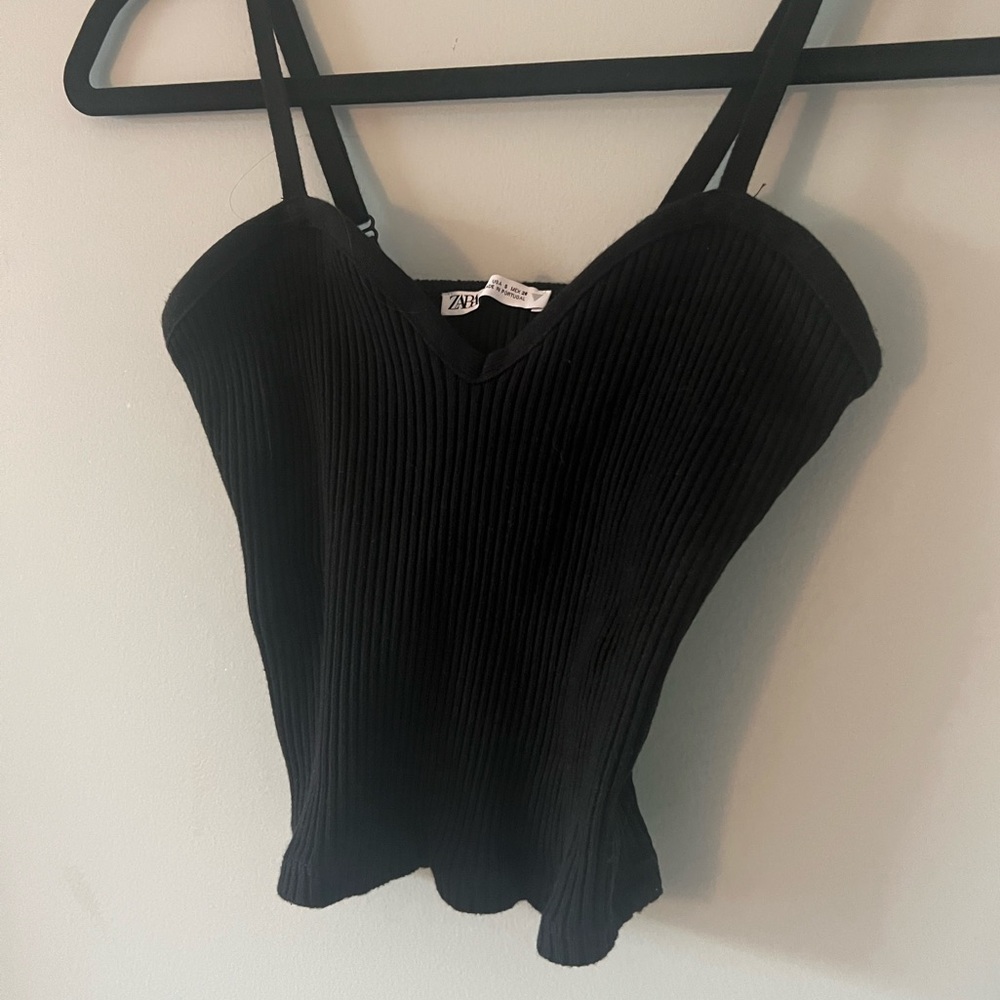 Zara black cropped tank top. With a unique and flattering neckline.